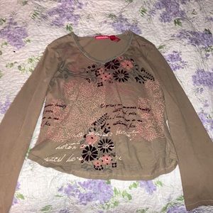 Brown top with velvet floral patterns